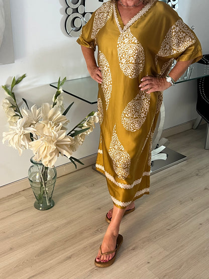 A Long V Neck Kaftan Dress