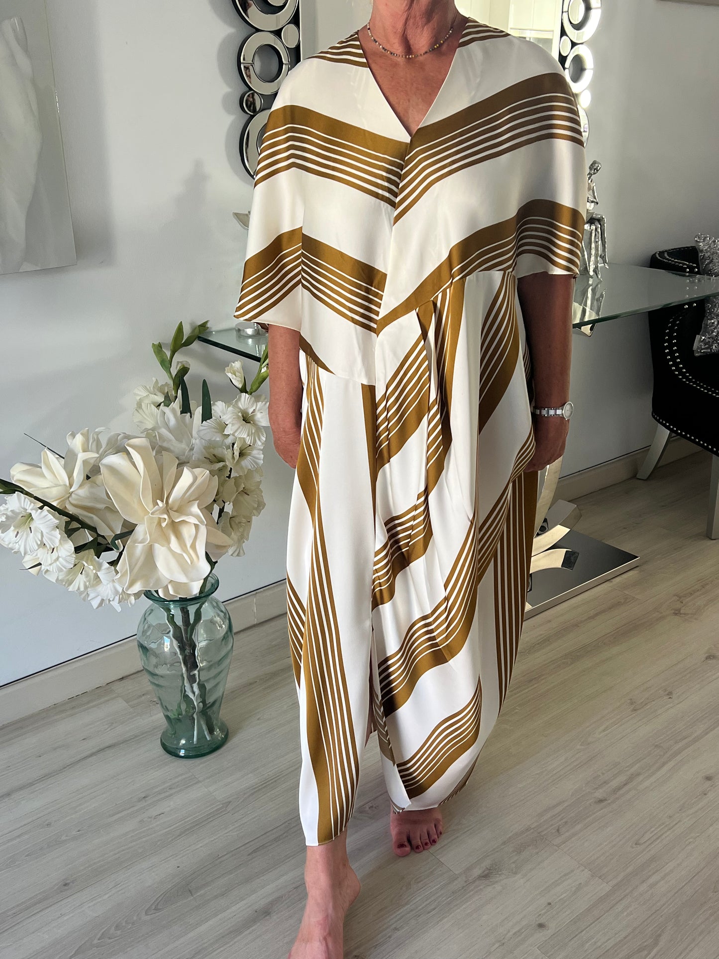 Cream & Gold Satin Kaftan